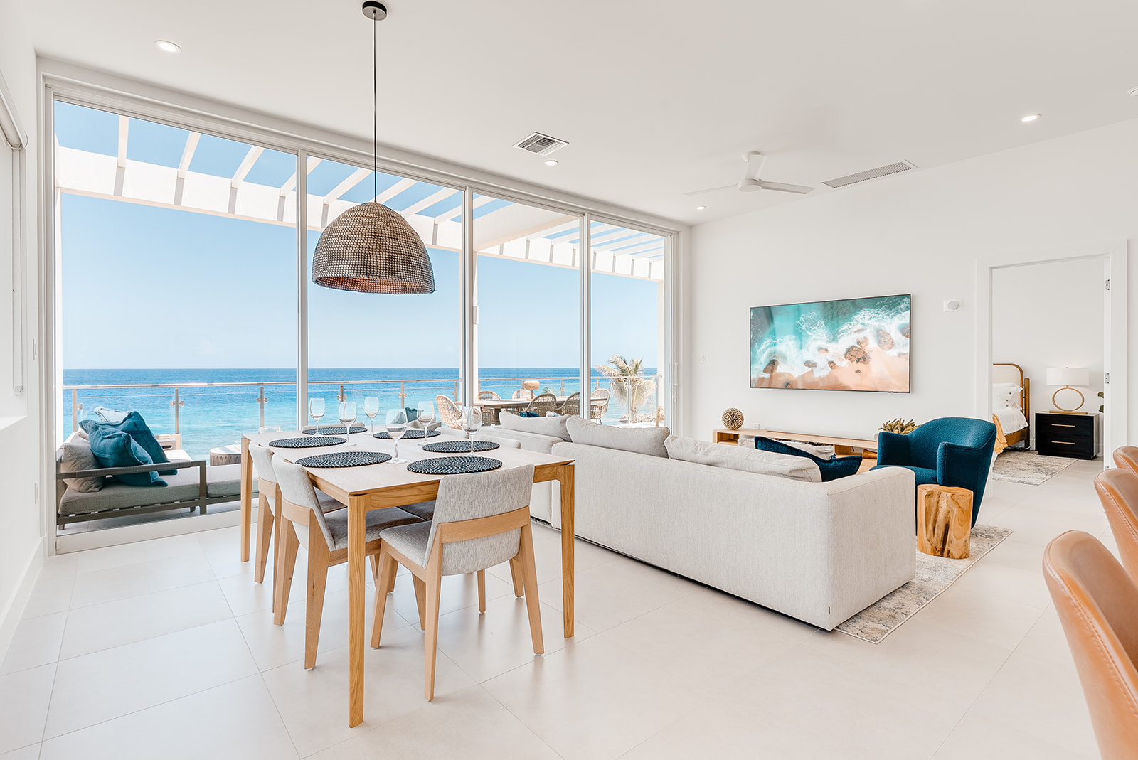 33 Sunset Point